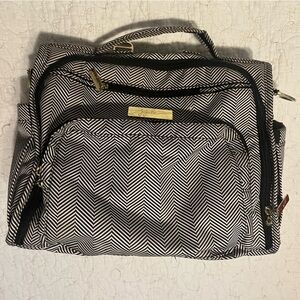 Jujube BFF Queen of the Nile convertible diaper bag